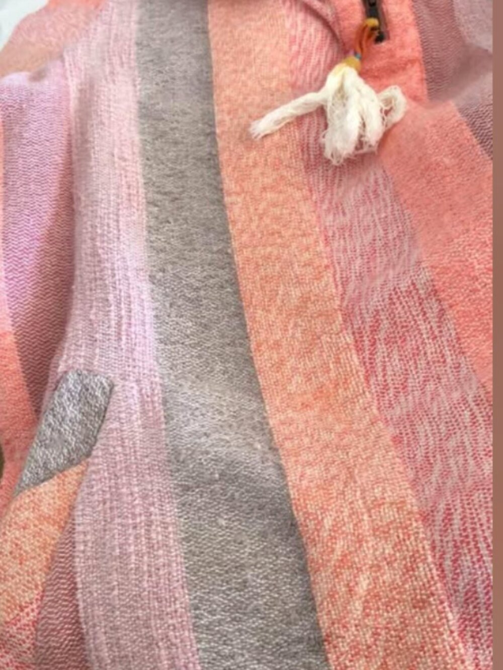 Soft Surroundihgs Pastel Pull Over with Zipper Size L - Picture 4 of 4
